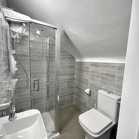 Fantastic Centre Location - Sleeps 5 غالواي